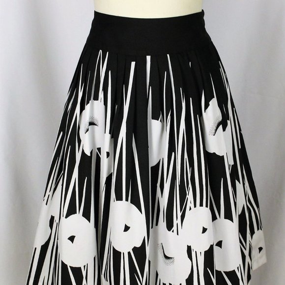 Worthington Dresses & Skirts - Classic Audrey Hepburn Style Midi Floral Skirt
